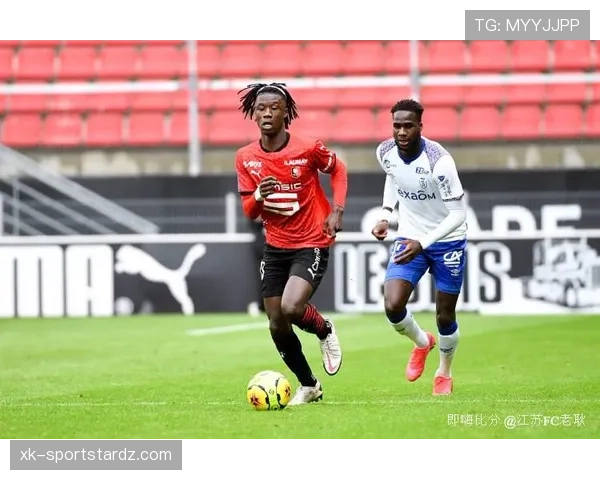 杜埃vs卡马文加 同出雷恩的中场竞技表现差距在哪