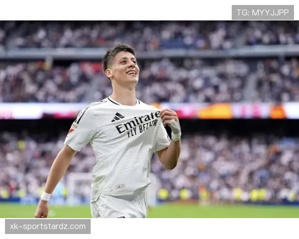 “新星”居莱尔的战术角色剖析：边锋还是中场更适合？